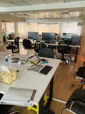 văn phòng đường đống đa - p2- tân bình 120m²- chỉ 25tr bao pql và thuế