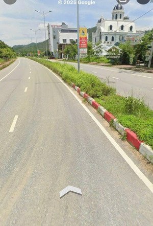 lô đất vị trí kim cương mặt đường đôi trung tâm thị trấn 150m