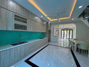 cần cho thuê biệt thự đẹp, có nội thất, giá rẻ, lavilla city, hùng vương nối dài, tân an, long an