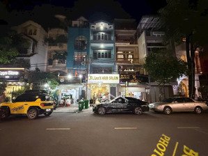 cần tiền! chính chủ cần bán gấp nhà mặt tiền đường võ oanh p25 bình thạnh. dt: 4,34x20m giá 32 tỷ