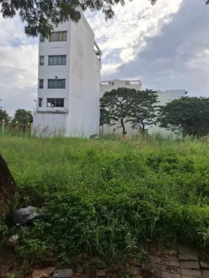 bán đất mặt tiền nguyễn văn kỉnh quận 2 giá 30 tỷ