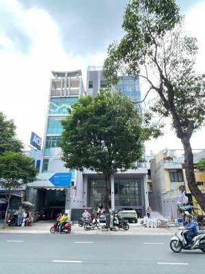 tòa nhà mới xây góc duy nhất 2 mt võ văn tần, nguyễn đình chiểu - quận 3 cần cho thuê