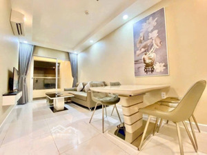 giỏ hàng bán chcc kingston residence + 8 chcc novaland. lh em: zalo