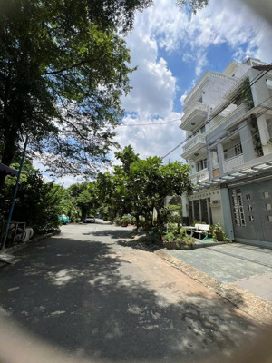 bán nhà 5 tầng (6x20) có thang máy đường 25 khu bên sông - gigamall hiệp bình chánh, thủ đức