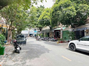 bán nhà mặt tiền đường số 1, 4m x 20m, cấp 4, 11.5 tỷ