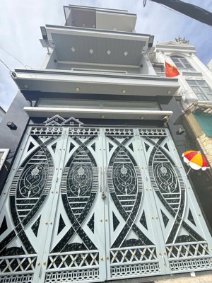 hiếm nhà bè - oto ngủ trong nhà - mặt tiền đường , 98,5m2, 5m x 19,7m, 3 lầu 4pn, cực hiếm.