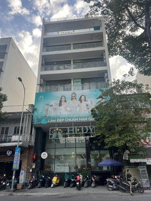 bán tòa nhà ngang 10m mặt tiền trần bình trọng quận 5, 10x20m cn 200.8m2, hầm+7 lầu giá 135 tỷ