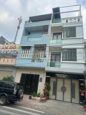bán nhà mặt phố d32, 6,1 tỷ, 100m2, 4pn, 4wc, view đẹp, q.thuận an, bình dương