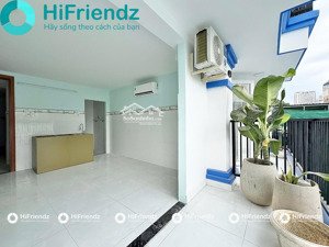 studio ban công cực rộng như hình - ánh sáng tự nhiên - nhà mới 100%