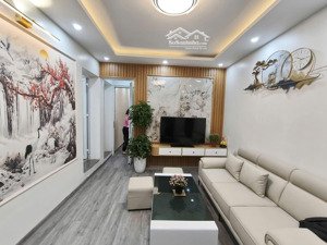 bán nhà riêng lô góc cự lộc - nguyễn trãi hàng xóm royal city 40m2 x 5 tầng giá chỉ 7.195 tỷ