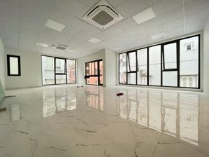 cho thuê văn phòng huỳnh thúc kháng đống đa 70m² 17 triệu/tháng