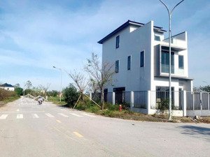 bán nhà liền kề tp vinh 3 tầng dt 93m2 chỉ 2,9 tỷ