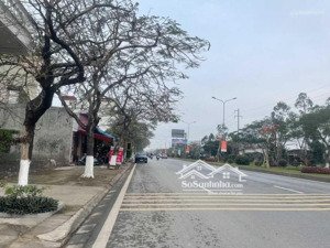 bán nhà 3 tầng mặt đường phạm văn đồng thông sàn có thang máy kinh doanh sầm uất