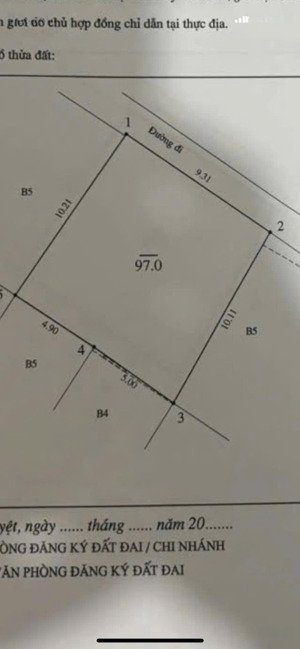 bán đất xây ccmn/chdv lạc long quân, tây hồ, dt 97m2, mt 9.3m, chỉ 1 nhà ra ô ô tránh đỗ, thông cờ