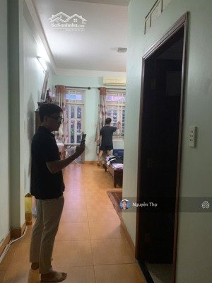 cho thuê nhà mt nguyễn hữu tiến p tây thạnh q tân phú. dt 100m2 x 3 tầng.