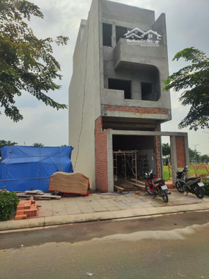 đất thổ cư 90m2. shr, thanh toán 1.2 tỷ công chứng ngay. ngay chợ , ủy ban. oanh