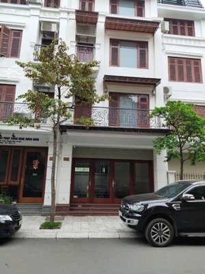 chính chủ cho thuê nhà mới trung kính - nam trung yên, 85m x 4 tầng, thông sàn, oto đỗ cửa, 55tr