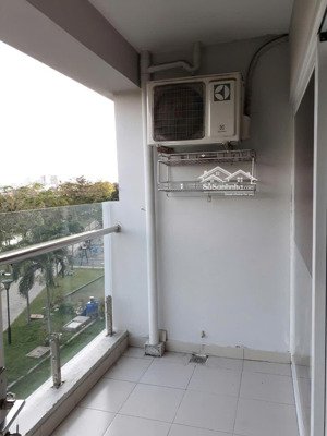 bán căn hộ ehome5 góc view sông hàng hiếm dt 82m2 2pn+1 giá 4tỷ700.sổ hồng vay bank.lh 