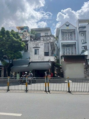 bán nhà mặt tiền lũy bán bích 6.3x16m - 3 lầu 9.5 tỷ