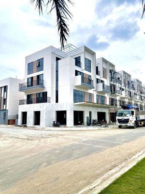 shophouse 247m2 thành phố mới bình dương, sản phẩm khan hiếm dành cho nhà đầu tư