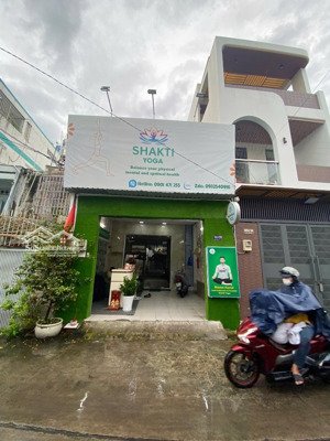 cho thuê nhà riêng 1051/2 hậu giang, phù hợp văn phòng cửa hàng ngang 4.6m dài 27m