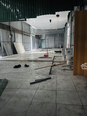 cho thuê kho 130m2 tại quốc lộ 13, hiệp bình phước, thủ đức, 12 triệu vnd