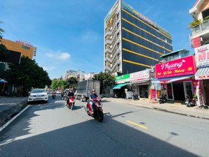 bán nhà cấp 4, dt: 5x33m. mặt tiền kd đường tân sơn nhì, tân phú. giá 29.5 tỷ