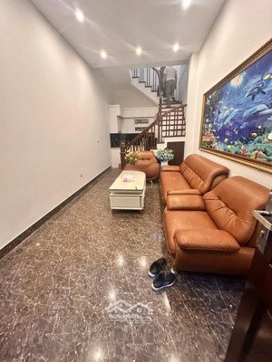 bán nhà đội cấn, cạnh hồ đầm tròn, 100m ra lăng bác, nhà mới thoáng sáng, 33m2*5t full nt ở ngay