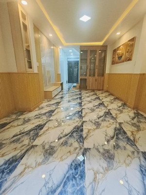 nhà 2 mặt hẻm tiền dương bá trạc sát cầu nguyễn cừ quận 8 - nhỉnh 5 tỷ 