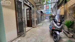 Cho thuê nhà ngõ 93 Hoàng Văn Thái, 50m² x 2 tầng, 2PN, 2 WC, 8 Triệu/tháng