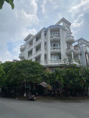 chính chủ cần sang quán ăn ngay kdc nam long trần trọng cung q7 giá sang 70triệu, trang