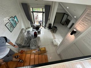 bán căn biệt thự siêu đẹp đường 23 hiệp bình chánh, biệt thự 2 tầng, có gara xe hơi riêng, siêu rẻ.