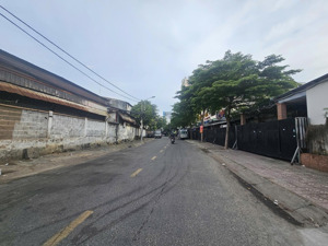 chính chủ kẹt tiền bán gấp lô đất 1626 m2 (53x30m) giá 185 tỷ tl!