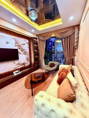 chính chủ bán căn hộ đẹp 74m view nam mát, nhìn công viên 16ha gía bán 5 tỷ 5