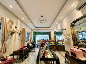 82m2 - 5 tầng mặt tiền quận 1 đinh công tráng nhà thờ tân định, sàn gần 300m2 sổ vuông đẹp 36 tỷ tl