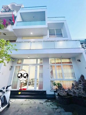 bán nhà 3 lầu 127m2 đường hà thanh, phương sài ngay 2/4 sổ hồng, giá: 8,9 tỷ lh: 