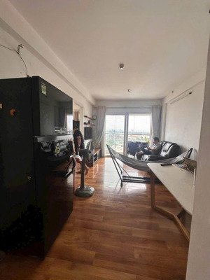 cần bán căn hộ ehome5. dt 68m2 2pn - 2wc. giá: 3.85 tỷ. đã có sổ hồng. có hỗ trợ bank