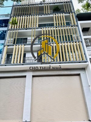 cho thuê nhà mặt tiền đường út tịch, dt: 9x22m 1 hầm 1 trệt 4 lầu thang máy