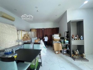 cần tiền bán gấp căn hộ giá cực kỳ tốt 3pn, dt 88m2, giá 13 tỷ