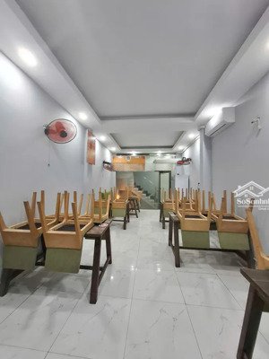 bán gấp trong tháng - bán nhà lý chính thắng 57m² - 4 tầng - 20 tỷ