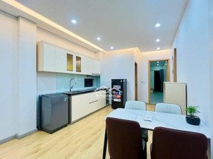 bán nhà lạc long quân, tây hồ, toà căn hộ dịch vụ, gần phố 67m2, 7t, 22 pkk, giá 20 tỷ