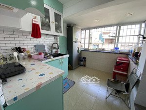 chính, bán nhà tập thể văn chương sổ 28m2 dtsd 80m2 ô tô đỗ cửa 2pn đủ công năng 2 thoáng 3.85 tỷ