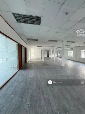 cho thuê sàn văn phòng hồng hà phú nhuận 500m², gần sân bay chỉ 80tr/tháng