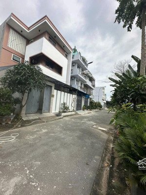 nhà đường nguyễn bình , dt 96m2 4pn, 4wc sổ hồng riêng, giá chỉ 5,8 tỷ