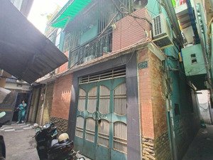 bán nhà hiếm 3 mặt tiền trước sau cmt8, p.12, q.10 53m2, 2 tầng ra hẻm xe hơi 15m chỉ 7,6 tỷ