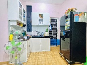 chào bán nhà 2 tầng đẹp kiệt nguyễn huy lượng còn sót lại giá cực tốt,kiệt đẹp 3m5 trải nhựa, lề 1m