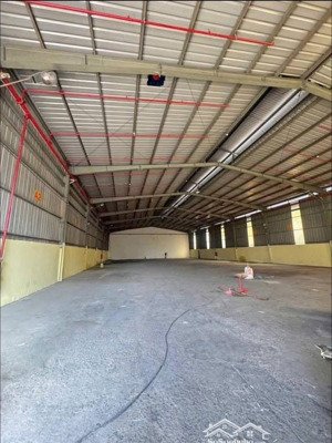 kho xưởng 450m2 trần cao 9m pccc tự động. cont 24/7