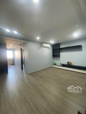 bán căn hộ chung cư tại nguyễn cao luyện, 4,9 tỷ, 83m2, giá ưu đãi chỉ với