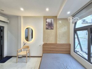 nhà đẹp bước vào là muốn mua 3 tầng 2 phòng ngủ nở hậu