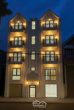 chdv mặt tiền kqh phường xuân hương đà lạt thang máy vị trí đẹp